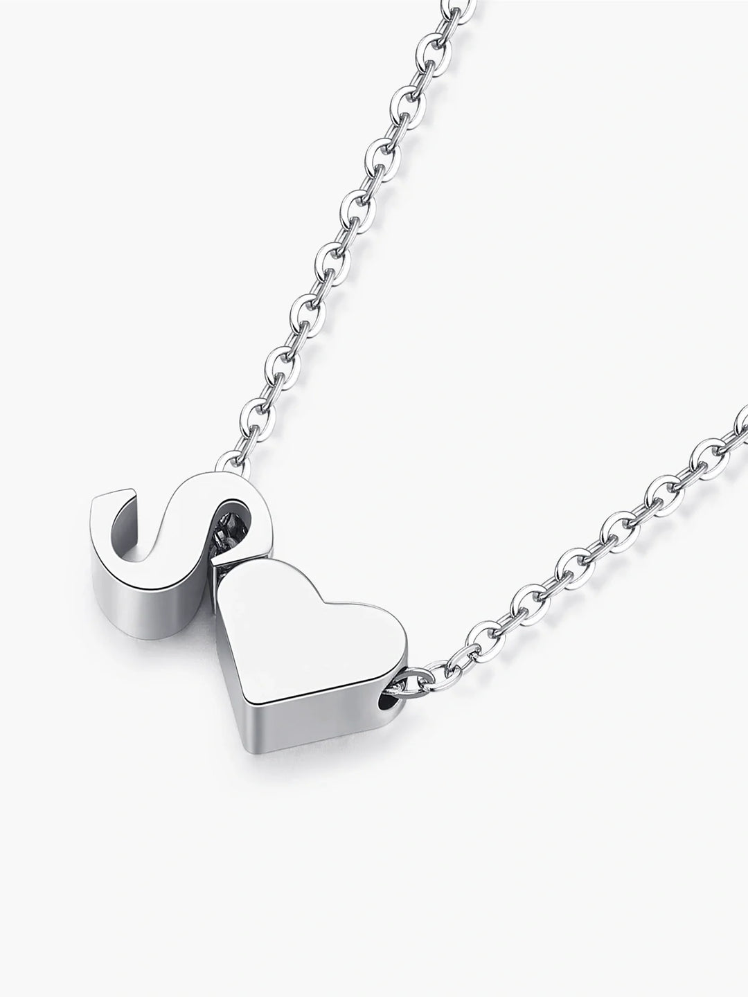INITIAL NECKLACE