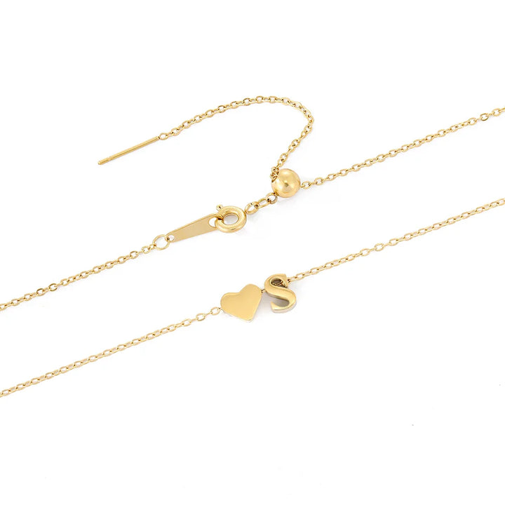 INITIAL NECKLACE