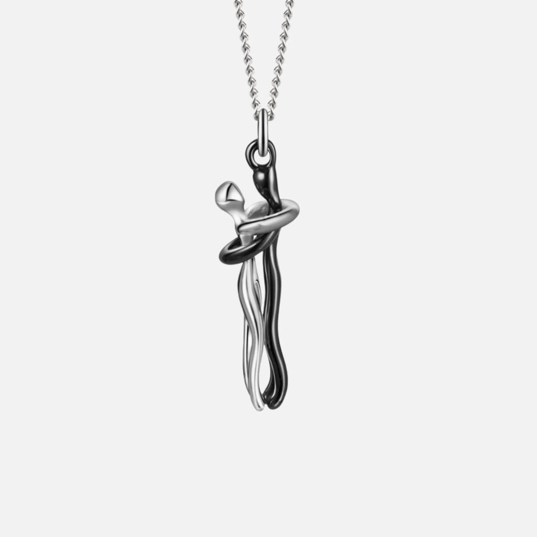 HUG NECKLACE